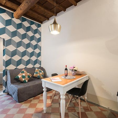 F6 - Santa Croce One Bedroom Flat For 2 Or 3 Guests فلورنس المظهر الخارجي الصورة