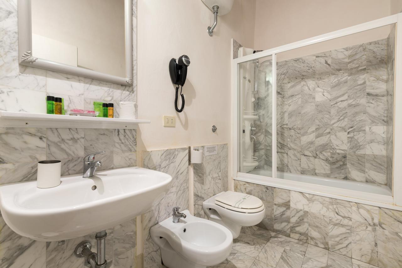 F6 - Santa Croce One Bedroom Flat For 2 Or 3 Guests فلورنس المظهر الخارجي الصورة