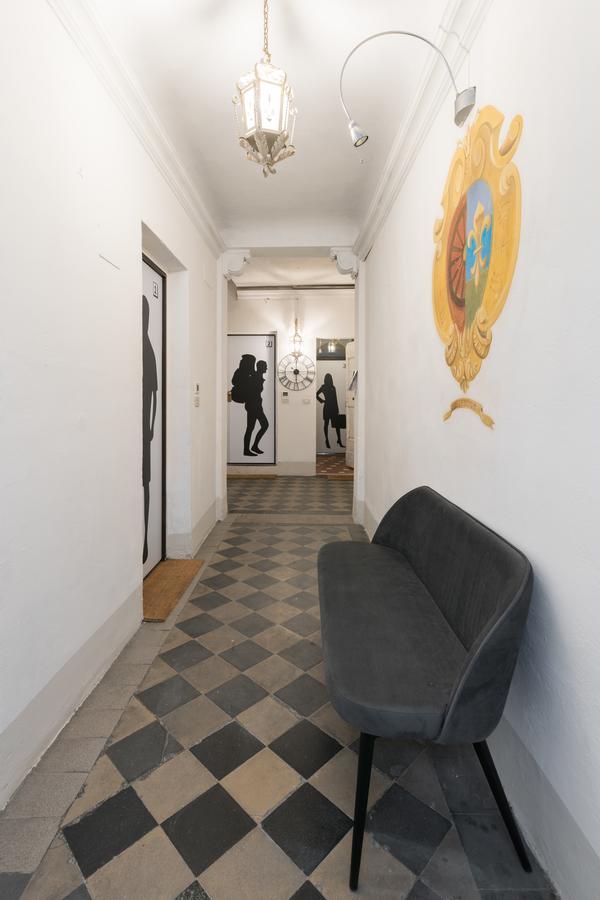 F6 - Santa Croce One Bedroom Flat For 2 Or 3 Guests فلورنس المظهر الخارجي الصورة